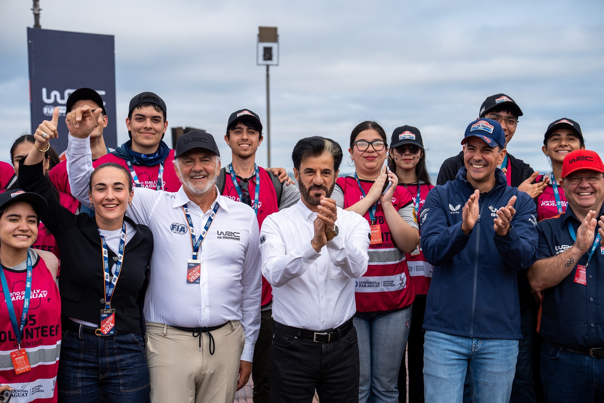 Paraguayan President Santiago Peña and FIA President Mohammed Ben Sulayem celebrate the start of a new era of rallying in Encarnación